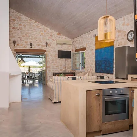 Ilios By Vila Skinária